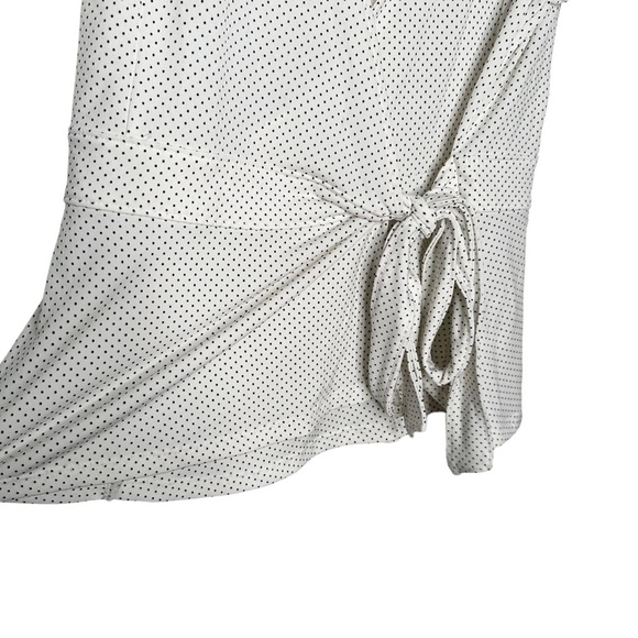 Banana Republic | White with Black Polka Dots Short Ruffle Sleeve Wrap Top - Picture 4 of 6